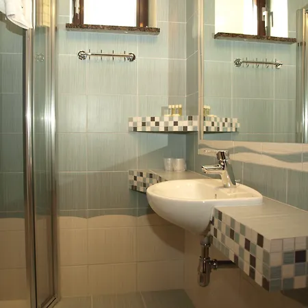 Fajkier 3* كروتشيسته