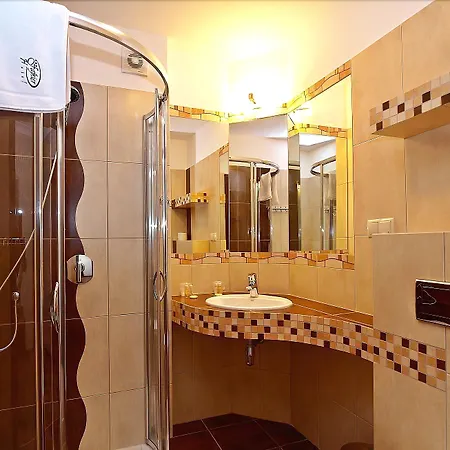 Fajkier 3* كروتشيسته