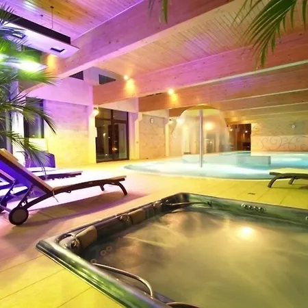 فندق Fajkier كروتشيسته